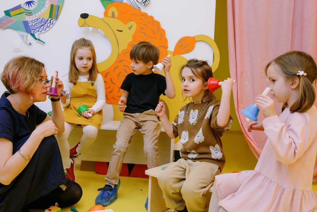 Why should I send my kid to a Montessori School?